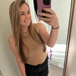 Meet your Posher, Briana